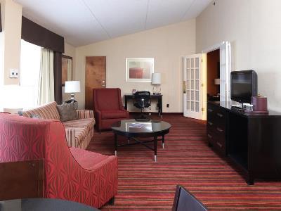 Sheraton Airport 4*
