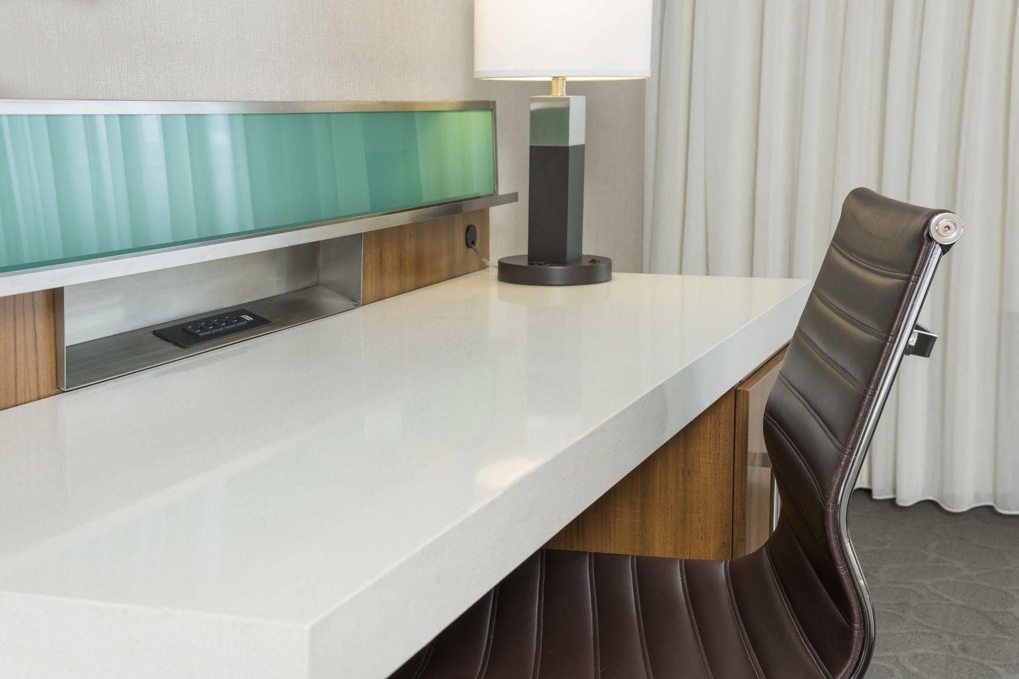 Sonesta Airport Hotel Grand Rapids