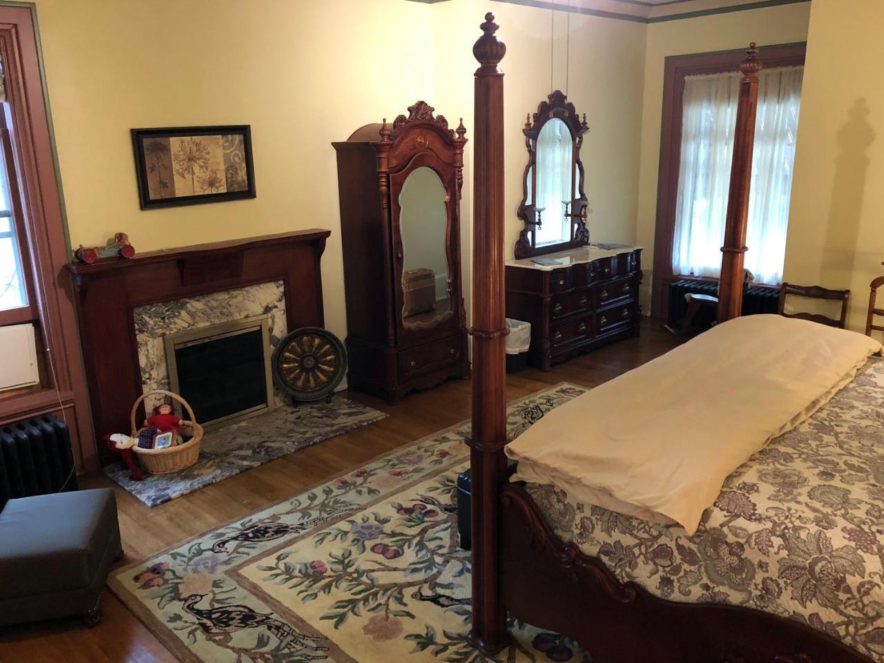 The Parsonage Bed & Breakfast