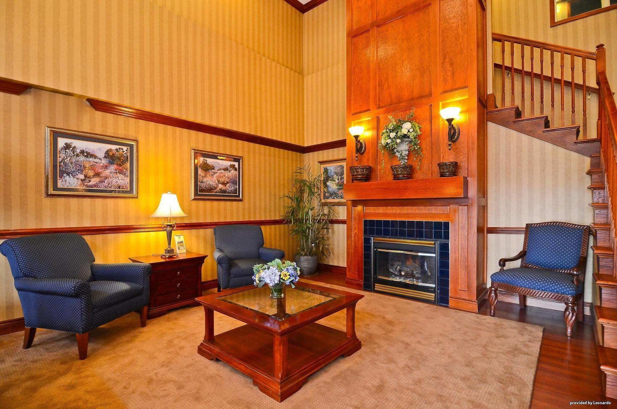 Western Executive & 3* Grand Rapids