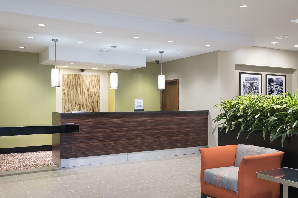 Doubletree By Hilton Airport 4*