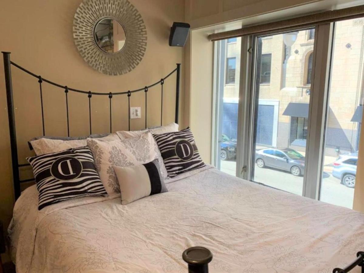 Luxury 2 Story Loft Grand Rapids