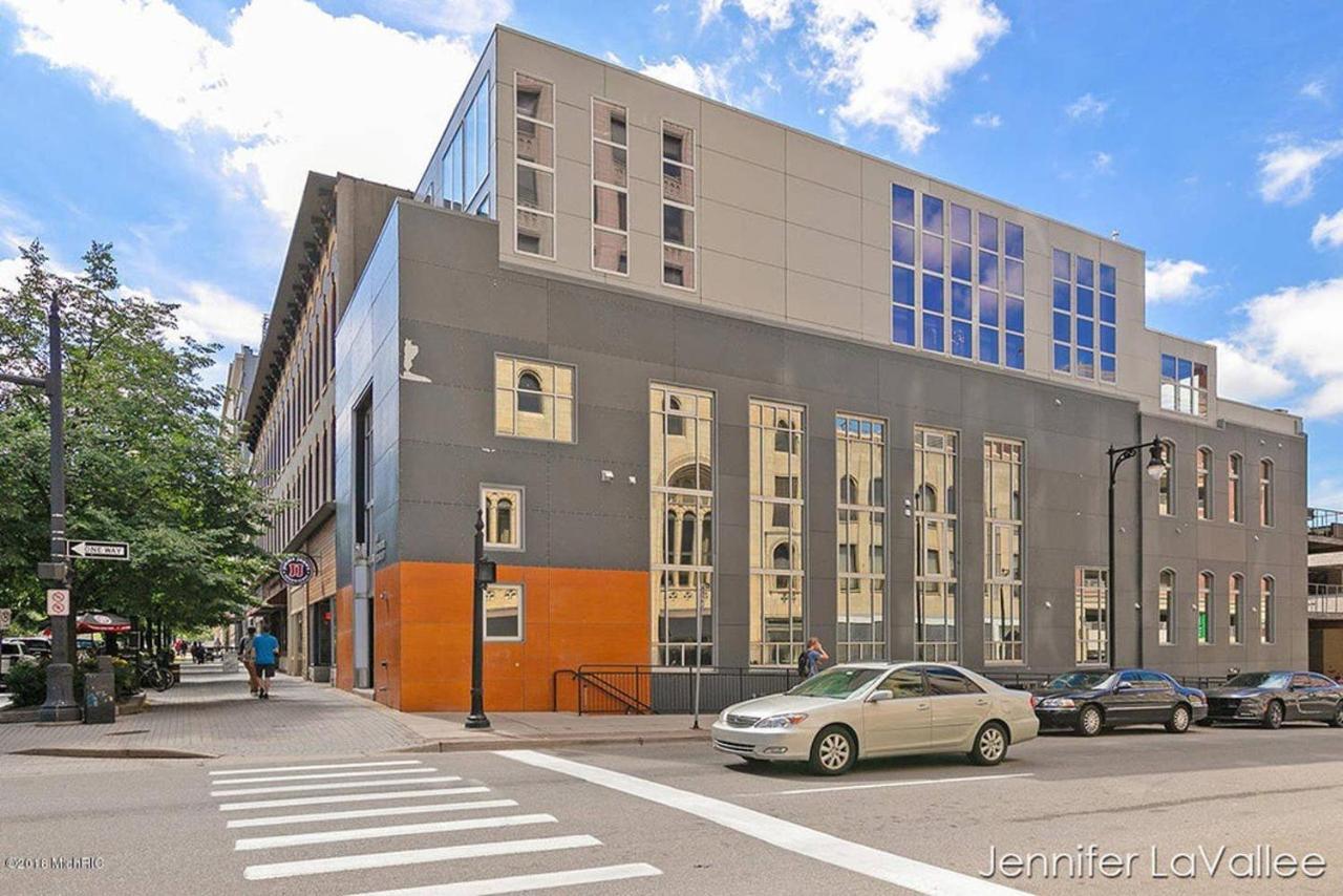 Luxury 2 Story Loft Apartment Grand Rapids