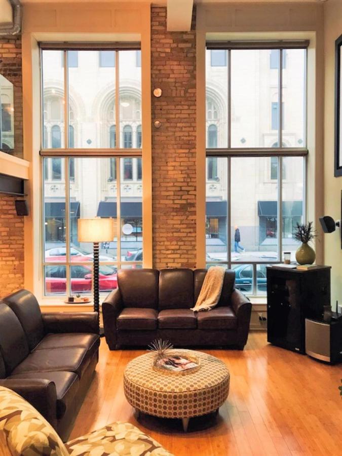 Luxury 2 Story Loft Apartment