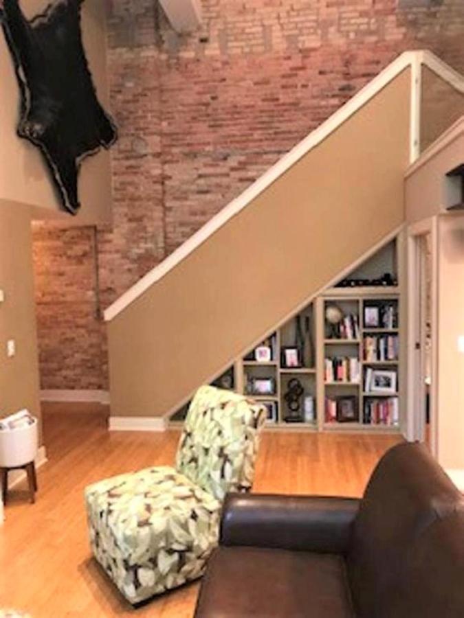 Luxury 2 Story Loft Apartment