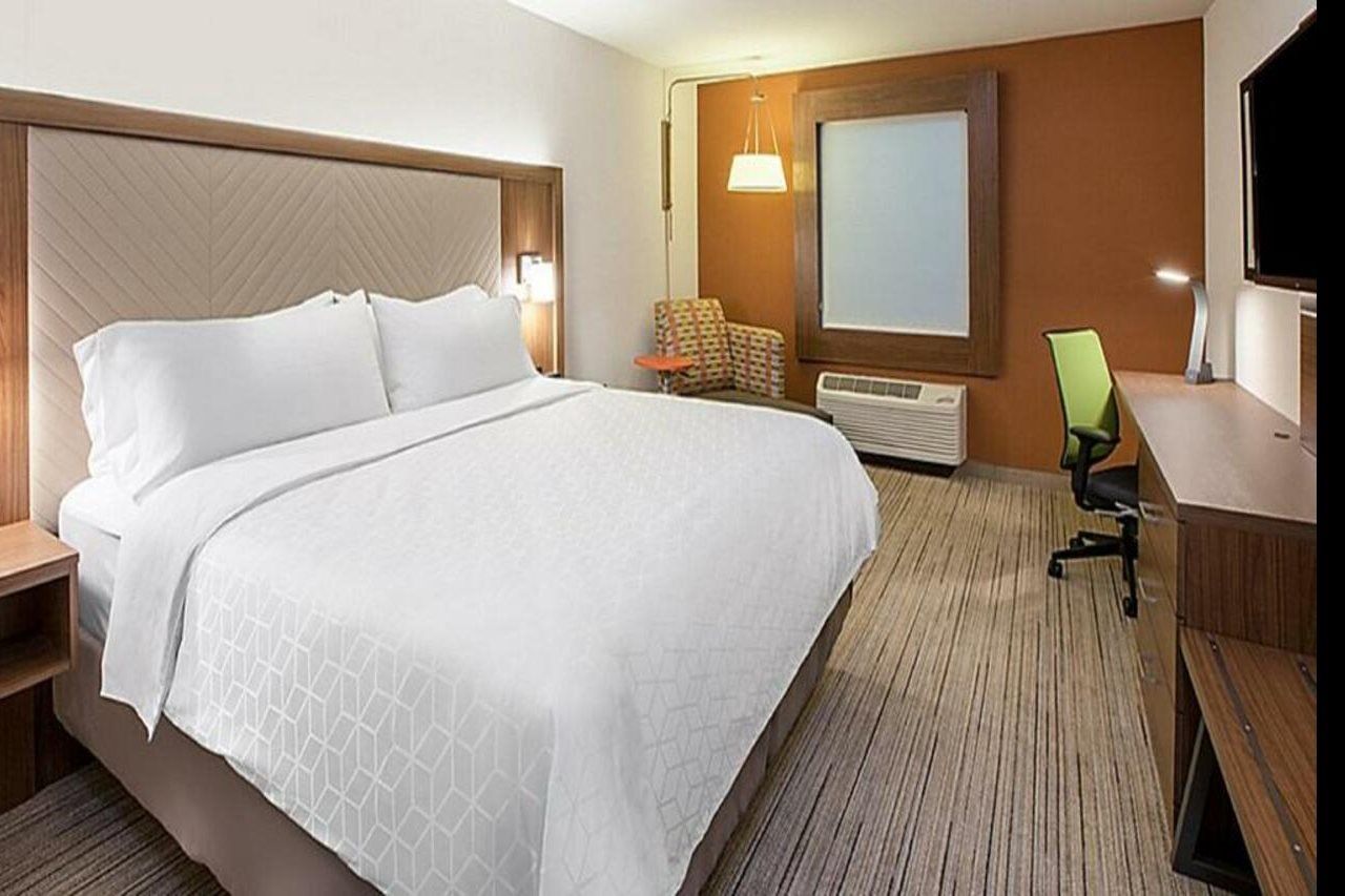 Express & - Airport - South By Ihg