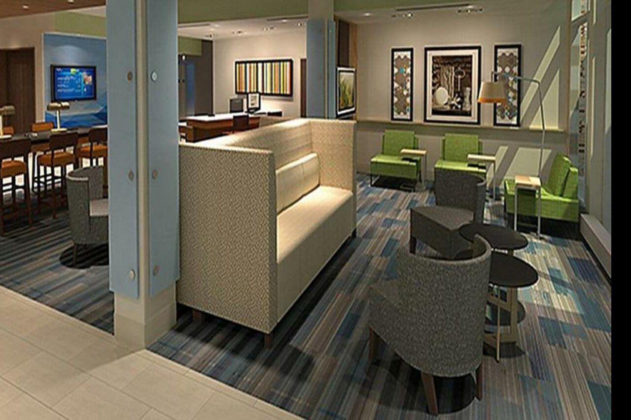 Hotel Express & - Airport - South By Ihg 3*